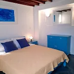 Bluish Mamona\'S House